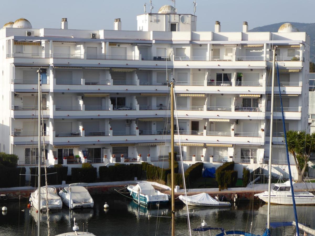 Appartement Lumineux Sur Les Canaux 罗萨斯 外观 照片