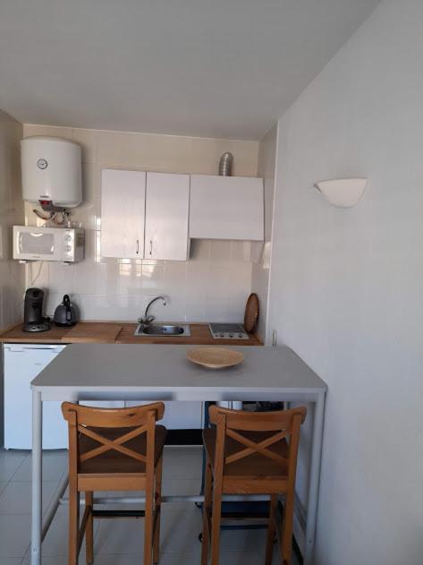 Appartement Lumineux Sur Les Canaux 罗萨斯 外观 照片