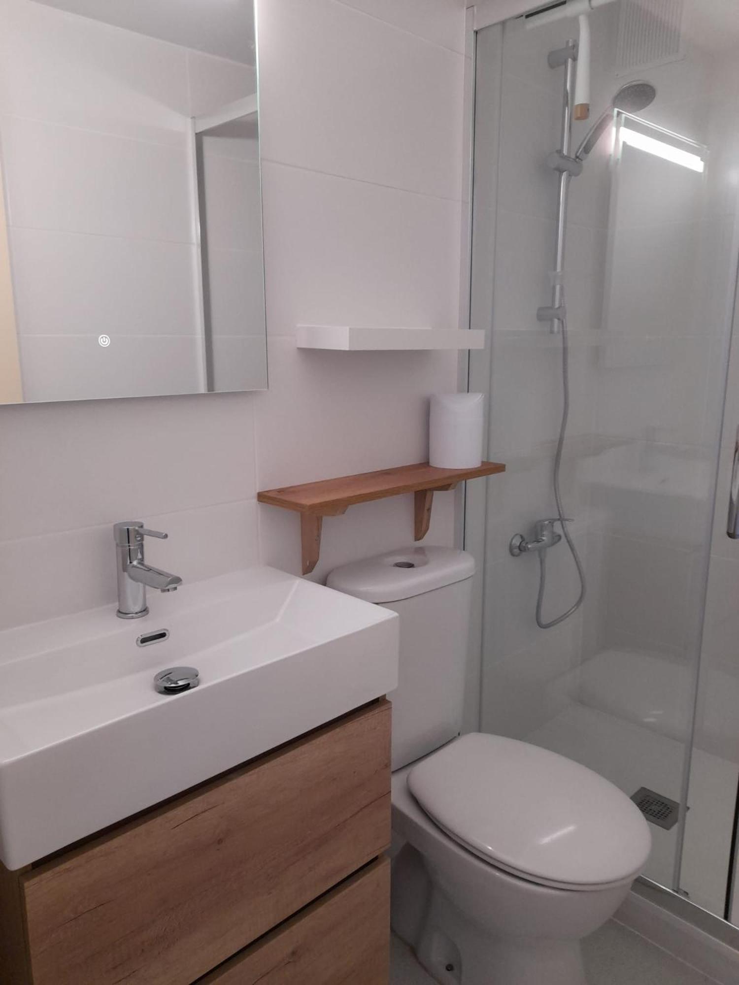 Appartement Lumineux Sur Les Canaux 罗萨斯 外观 照片